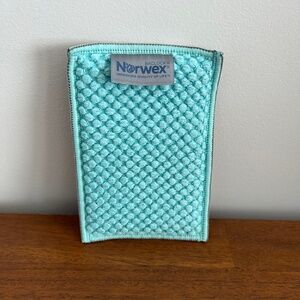 NWOT Kitchen Counter Cloth Sponge